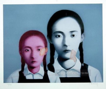 中国 Painting - 二人の姉妹 2003 ZXG 中国から